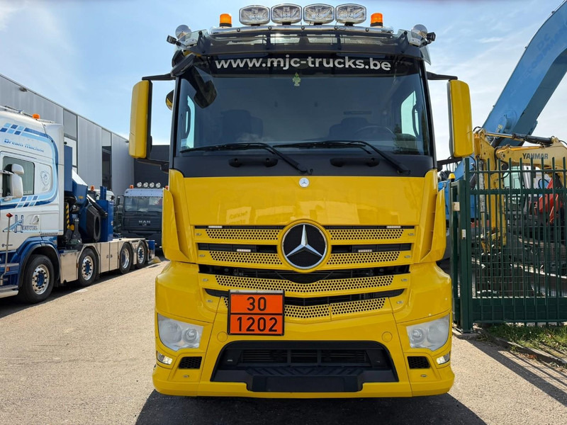 Mercedes-Benz ANTOS 2632 6x2 FUEL TANKER 16.000L - 4 COMP - DIESEL / PETROL - RETARDER - EURO 6 - LIFT / STEERING AXLE - *FULL AIR* - BE TRUCK - Caminhão tanque: foto 2 Mercedes-Benz ANTOS 2632 6x2 FUEL TANKER 16.000L - 4 COMP - DIESEL / PETROL - RETARDER - EURO 6 - LIFT / STEERING AXLE - *FULL AIR* - BE TRUCK - Caminhão tanque: foto 2
