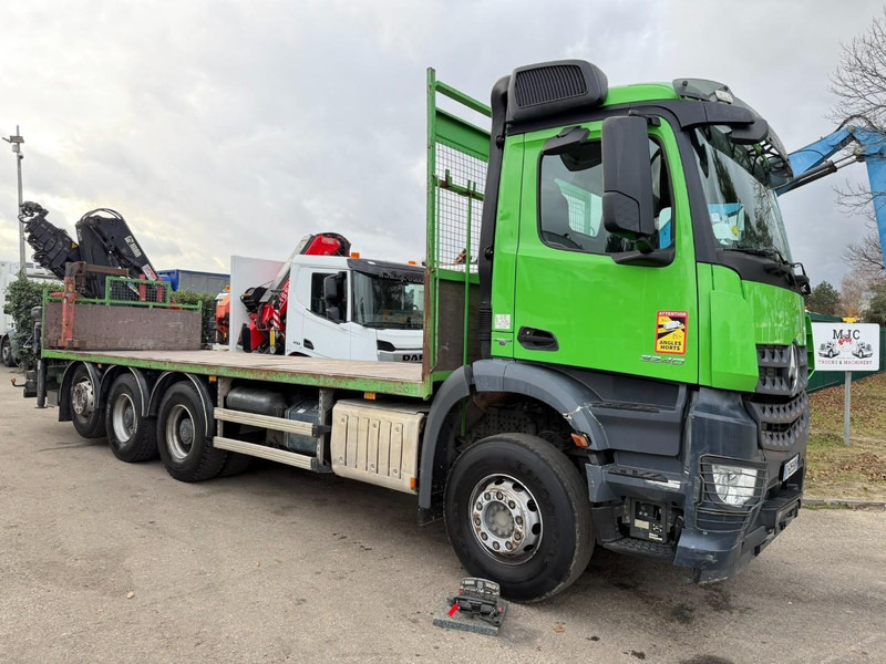 Mercedes-Benz AROCS 3240 8x4 TRIDEM + CRANE HIAB 166 E-5 HIPRO - ROTATOR - 5/6F - RADIO - PLATFORM 7m50 - EURO 6 - *324.000km* - LIFT + STEERING AXLE - Camião grua: foto 2 Mercedes-Benz AROCS 3240 8x4 TRIDEM + CRANE HIAB 166 E-5 HIPRO - ROTATOR - 5/6F - RADIO - PLATFORM 7m50 - EURO 6 - *324.000km* - LIFT + STEERING AXLE - Camião grua: foto 2