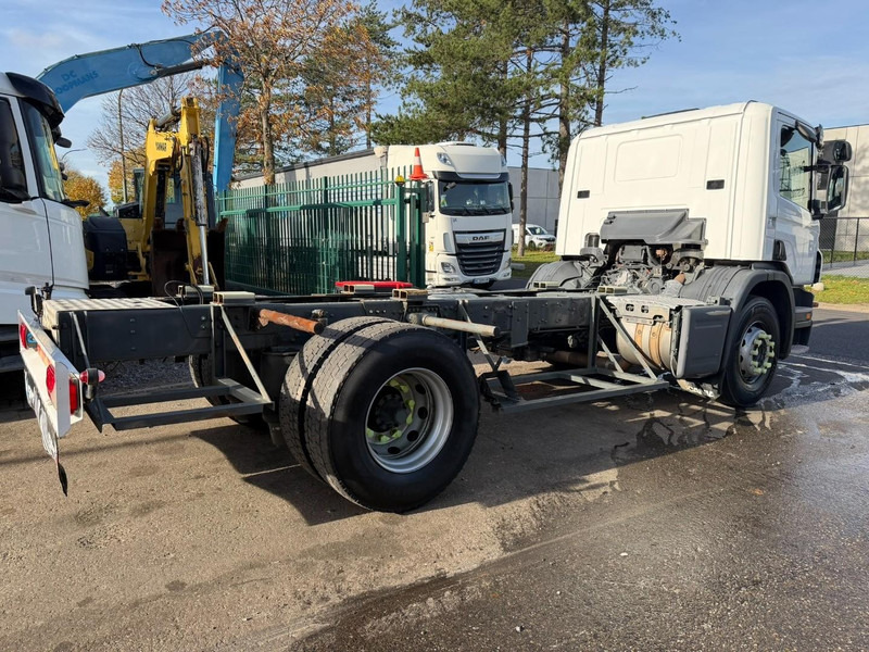 Scania P310 4x2 CHASSIS - ADR (ex tanker) - *322.000km* - 19T - EURO 4 - 5m20 chassis - AIR SUSPENSION - MANUAL - BE TRUCK - Camião chassi: foto 4 Scania P310 4x2 CHASSIS - ADR (ex tanker) - *322.000km* - 19T - EURO 4 - 5m20 chassis - AIR SUSPENSION - MANUAL - BE TRUCK - Camião chassi: foto 4