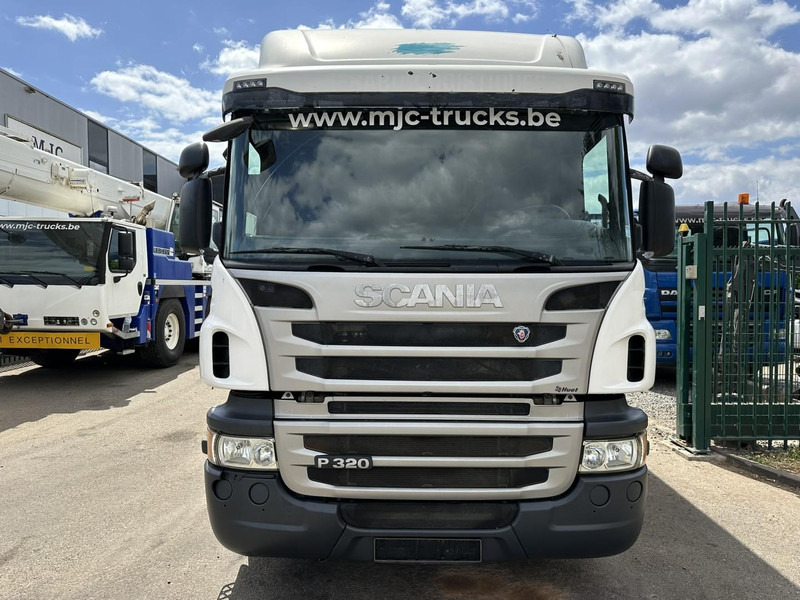 Scania P320 RETARDER - CLOSED BOX 8m25 x 2m47 x 2m30 - TAILLIFT 2000kg - EURO 6 - GOOD CONDITION - Camião furgão: foto 2 Scania P320 RETARDER - CLOSED BOX 8m25 x 2m47 x 2m30 - TAILLIFT 2000kg - EURO 6 - GOOD CONDITION - Camião furgão: foto 2