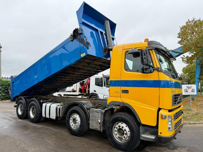 Volvo FH 400 8X4 TIPPER (insulated/isolé) - MANUAL 3+3 - STEEL SPRING / BLATT - EURO 5 - TUV 01/2026 - AXLES HUB REDUCTION - BE TRUCK - Camião basculante: foto 1 Volvo FH 400 8X4 TIPPER (insulated/isolé) - MANUAL 3+3 - STEEL SPRING / BLATT - EURO 5 - TUV 01/2026 - AXLES HUB REDUCTION - BE TRUCK - Camião basculante: foto 1