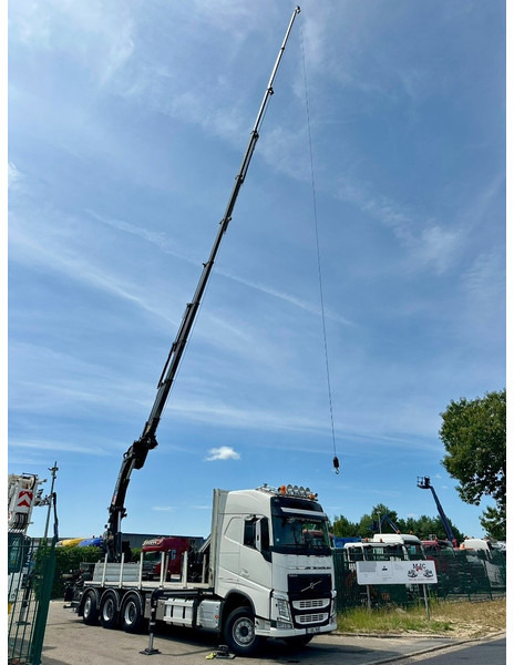 Volvo FH 420 8x4 TRIDEM KRAANWAGEN + (26m!) HIAB 408 E-8 + 2 ME HIPRO + WINCH - 63.000km ONLY - CREWCAB 4 SEATER - PLATFORM 7m - TOP CONDITION - Camião de caixa aberta/ Plataforma, Camião grua: foto 3 Volvo FH 420 8x4 TRIDEM KRAANWAGEN + (26m!) HIAB 408 E-8 + 2 ME HIPRO + WINCH - 63.000km ONLY - CREWCAB 4 SEATER - PLATFORM 7m - TOP CONDITION - Camião de caixa aberta/ Plataforma, Camião grua: foto 3