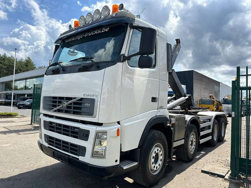 Volvo FH 480 8x2 HOOKLIFT 25T TERBERG - 6m20 - LIFT AXLE - I SHIFT - WB 429cm - HAAKSYSTEEM / ABROLKIPPER - Camião polibenne: foto 3 Volvo FH 480 8x2 HOOKLIFT 25T TERBERG - 6m20 - LIFT AXLE - I SHIFT - WB 429cm - HAAKSYSTEEM / ABROLKIPPER - Camião polibenne: foto 3