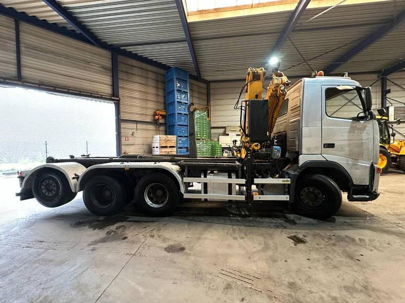 Volvo FH12-420 8x4 HOOKLIFT AJK + CRANE EFFER 250 - 3S - RADIO - TRIDEM LIFT + STEERING AXLE - I SHIFT - BE TRUCK - Camião polibenne, Camião grua: foto 4 Volvo FH12-420 8x4 HOOKLIFT AJK + CRANE EFFER 250 - 3S - RADIO - TRIDEM LIFT + STEERING AXLE - I SHIFT - BE TRUCK - Camião polibenne, Camião grua: foto 4