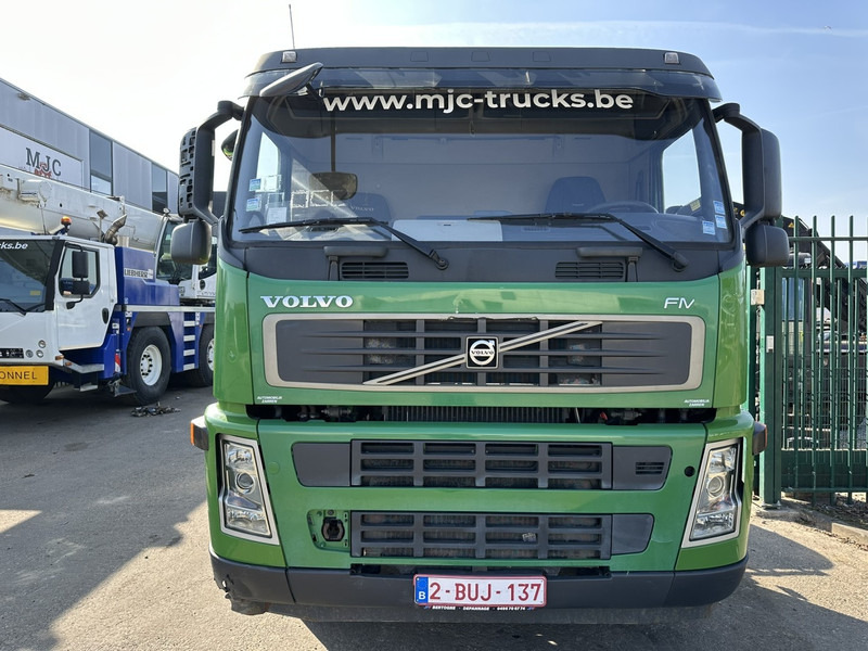 Volvo FM 340 8x2 CHASSIS (7m35) - LIFT+STEERING AXLE - MANUAL GEARBOX - EURO 3 - TÜV 05/2025 - BE TRUCK - Camião chassi: foto 3 Volvo FM 340 8x2 CHASSIS (7m35) - LIFT+STEERING AXLE - MANUAL GEARBOX - EURO 3 - TÜV 05/2025 - BE TRUCK - Camião chassi: foto 3