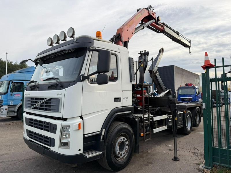 Volvo FM 400 6x2 HOOKLIFT + CRANE PALFINGER PK 15500 B (2x) - 5/6 F - MANUAL - EURO 4 - BE TRUCK - Camião polibenne, Camião grua: foto 2 Volvo FM 400 6x2 HOOKLIFT + CRANE PALFINGER PK 15500 B (2x) - 5/6 F - MANUAL - EURO 4 - BE TRUCK - Camião polibenne, Camião grua: foto 2