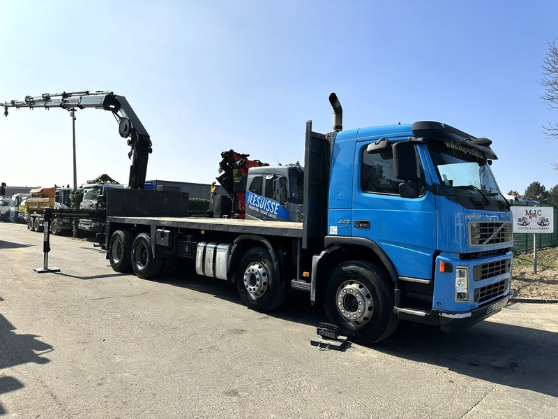 Volvo FM 440 8x4 PRITSCHE 7m20 + KRAN HIAB 288 EP-5 HIDUO + RADIO + ROTATOR - SCHALTGETRIEBE - AP ACHSEN - *395.000km* - Camião de caixa aberta/ Plataforma, Camião grua: foto 2 Volvo FM 440 8x4 PRITSCHE 7m20 + KRAN HIAB 288 EP-5 HIDUO + RADIO + ROTATOR - SCHALTGETRIEBE - AP ACHSEN - *395.000km* - Camião de caixa aberta/ Plataforma, Camião grua: foto 2