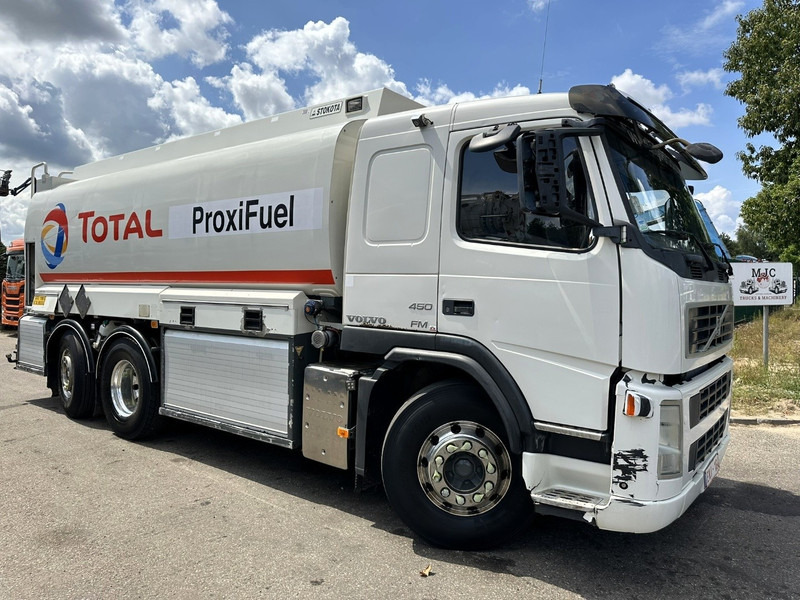 Volvo FM 450 6x2 19.000L - 5 COMP. FUEL TANKER / CITERNE - LIFT + STEERING AXLE - EURO 5 - - Caminhão tanque: foto 1 Volvo FM 450 6x2 19.000L - 5 COMP. FUEL TANKER / CITERNE - LIFT + STEERING AXLE - EURO 5 - - Caminhão tanque: foto 1