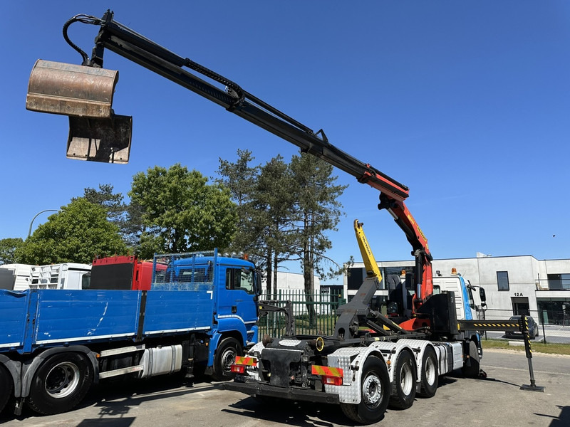 Volvo FMX 460 8x4 TRIDEM HOOKLIFT + CRANE PK 23002 SH + GRABBER / ROTATOR - EURO 6 - LIFT + STEERING AXLE - *374.000km* - EXT BUMPER - Camião polibenne, Camião grua: foto 5 Volvo FMX 460 8x4 TRIDEM HOOKLIFT + CRANE PK 23002 SH + GRABBER / ROTATOR - EURO 6 - LIFT + STEERING AXLE - *374.000km* - EXT BUMPER - Camião polibenne, Camião grua: foto 5
