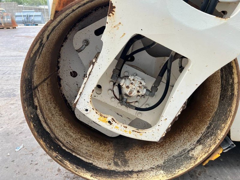 Rolo Bomag BW151AD-5: foto 14 Rolo Bomag BW151AD-5: foto 14