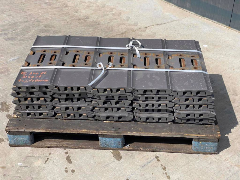 Case CX290 / CX300 Shoes/Pads - Estrutura/ Châssis por Máquina de construção: foto 4 Case CX290 / CX300 Shoes/Pads - Estrutura/ Châssis por Máquina de construção: foto 4