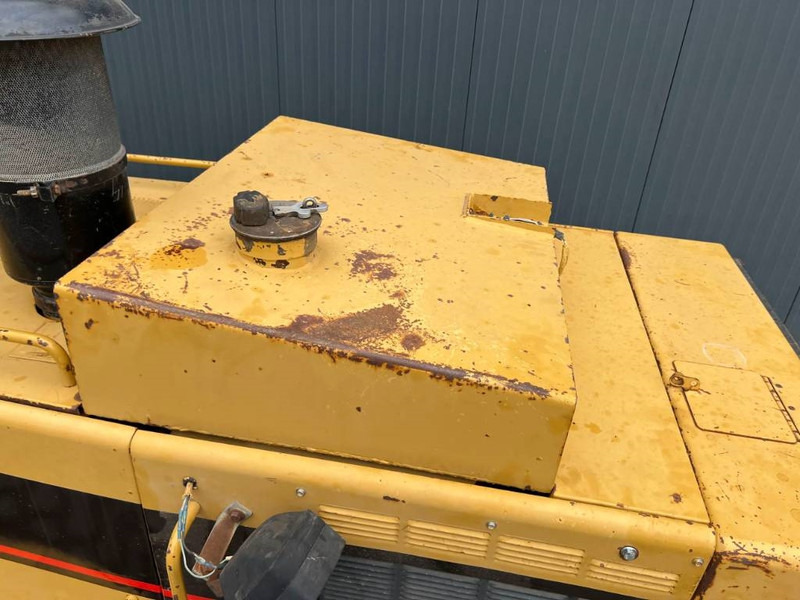 Cat 140H - Motoniveladora: foto 5 Cat 140H - Motoniveladora: foto 5