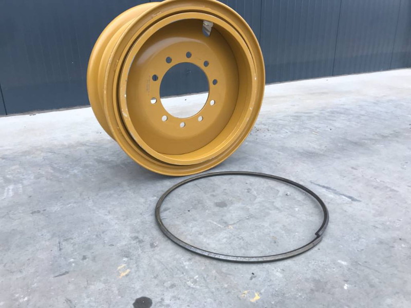 Cat 140H Rims - Jantes e pneus por Máquina de construção: foto 2 Cat 140H Rims - Jantes e pneus por Máquina de construção: foto 2