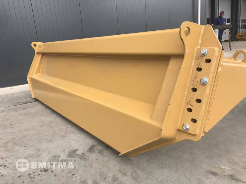 Cat 730C - Rampa hidráulica por Máquina de construção: foto 3 Cat 730C - Rampa hidráulica por Máquina de construção: foto 3