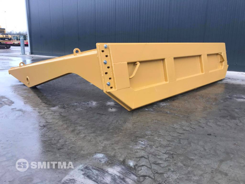 Cat 735B - Rampa hidráulica por Máquina de construção: foto 2 Cat 735B - Rampa hidráulica por Máquina de construção: foto 2