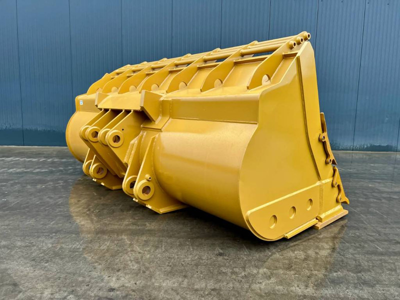 Cat 980 incl. cutting edge + side protectors - Balde por Máquina de construção: foto 2 Cat 980 incl. cutting edge + side protectors - Balde por Máquina de construção: foto 2