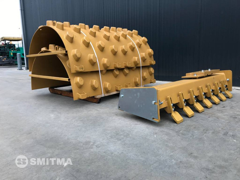 Cat CS74 - Equipamento por Máquina de construção: foto 2 Cat CS74 - Equipamento por Máquina de construção: foto 2