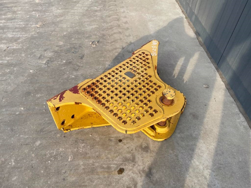 Cat D6K Zugtraverse - Equipamento por Máquina de construção: foto 2 Cat D6K Zugtraverse - Equipamento por Máquina de construção: foto 2