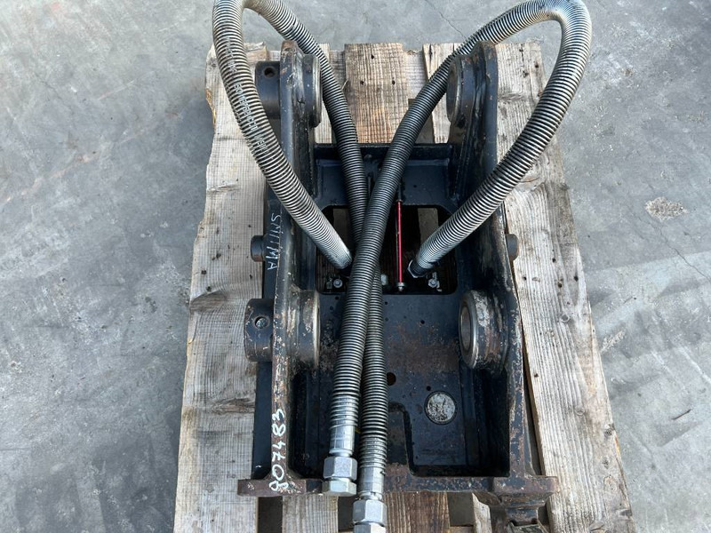 Acoplamento rápido por Máquina de construção OilQuick OQ65 - 311F / 313F / 315F: foto 15 Acoplamento rápido por Máquina de construção OilQuick OQ65 - 311F / 313F / 315F: foto 15