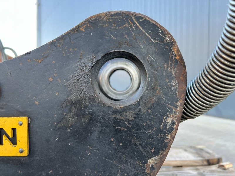 Acoplamento rápido por Máquina de construção OilQuick OQ65 - 311F / 313F / 315F: foto 8 Acoplamento rápido por Máquina de construção OilQuick OQ65 - 311F / 313F / 315F: foto 8