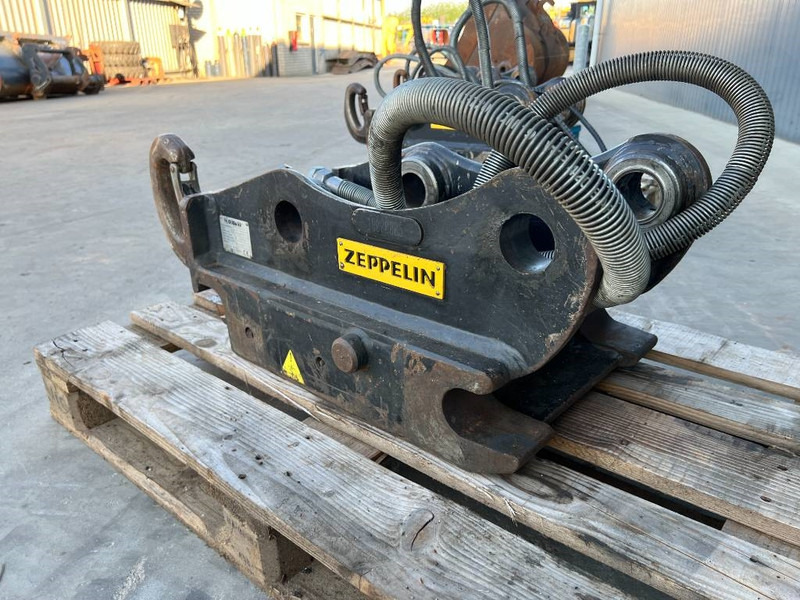 Acoplamento rápido por Máquina de construção OilQuick OQ65 - 311F / 313F / 315F: foto 6 Acoplamento rápido por Máquina de construção OilQuick OQ65 - 311F / 313F / 315F: foto 6