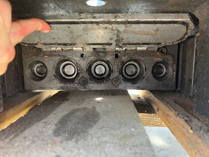 Acoplamento rápido por Máquina de construção OilQuick OQ65 - M314F / M316F / M318F: foto 15
