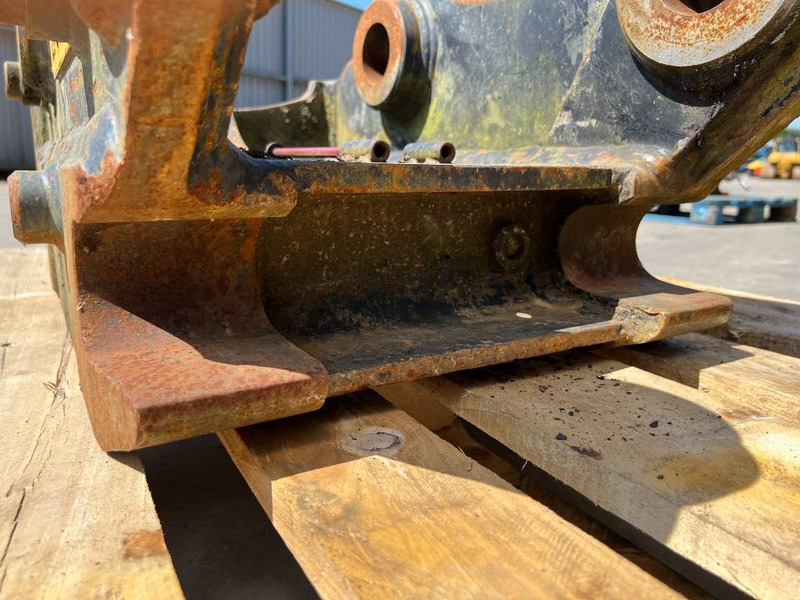 Acoplamento rápido por Máquina de construção OilQuick OQ65 - M314F / M316F / M318F: foto 9