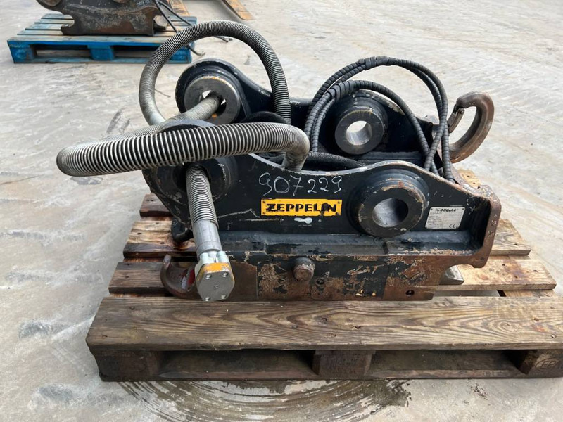 OilQuick OQ70/55 - 320E / 325F - Acoplamento rápido por Máquina de construção: foto 4 OilQuick OQ70/55 - 320E / 325F - Acoplamento rápido por Máquina de construção: foto 4