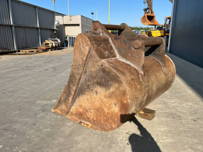 Balde por Máquina de construção OilQuick OQ70/55: foto 6