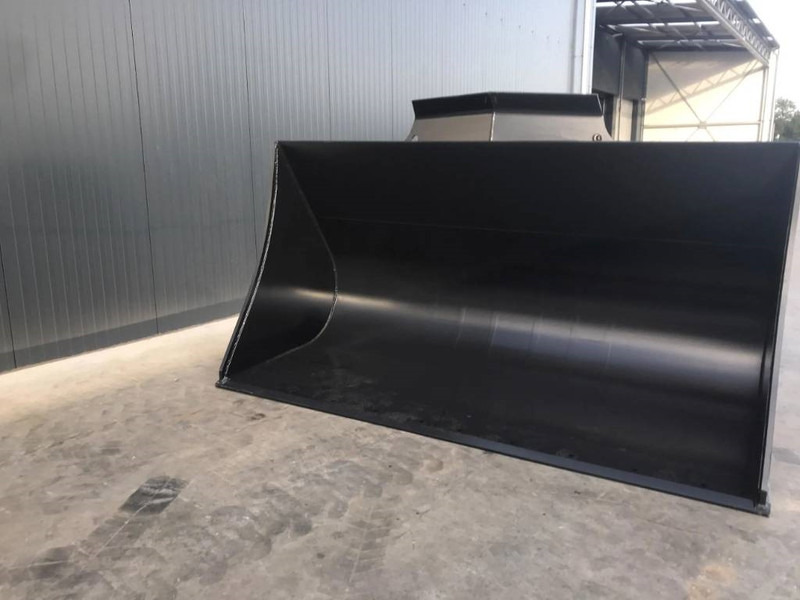 Balde por Máquina de construção novo Volvo L150F: foto 7