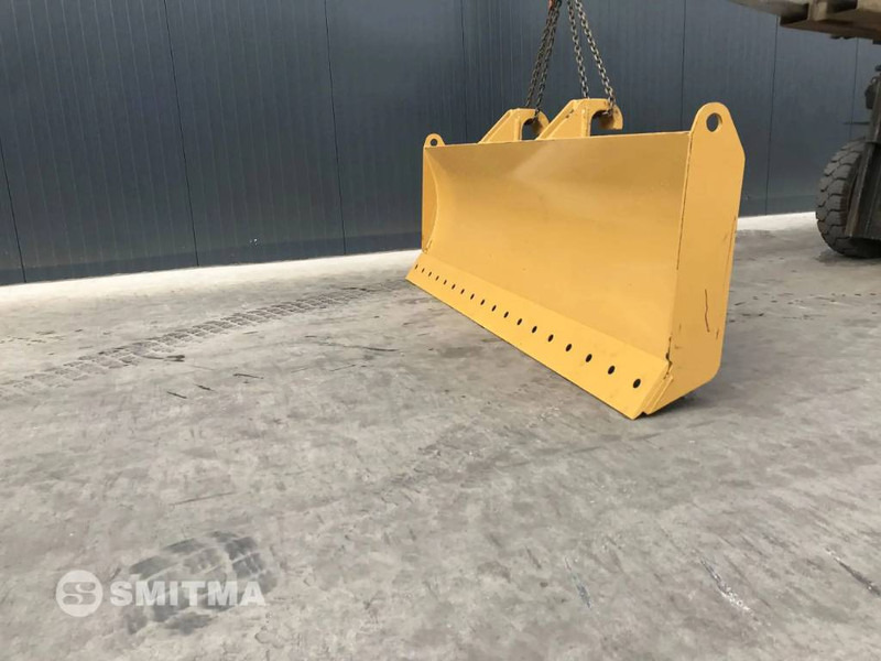Volvo QR - Lâmina por Máquina de construção: foto 4 Volvo QR - Lâmina por Máquina de construção: foto 4