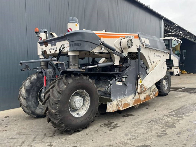 Wirtgen WR200XLi - Rolo: foto 4 Wirtgen WR200XLi - Rolo: foto 4