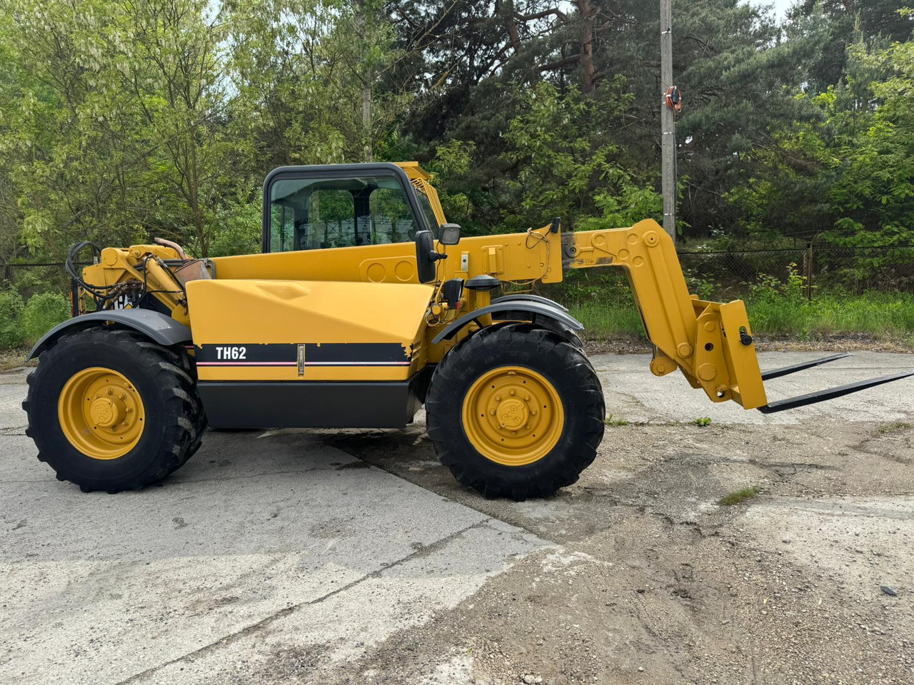 CATERPILLAR CAT TH 62 - Pá carregadora de rodas: foto 1 CATERPILLAR CAT TH 62 - Pá carregadora de rodas: foto 1
