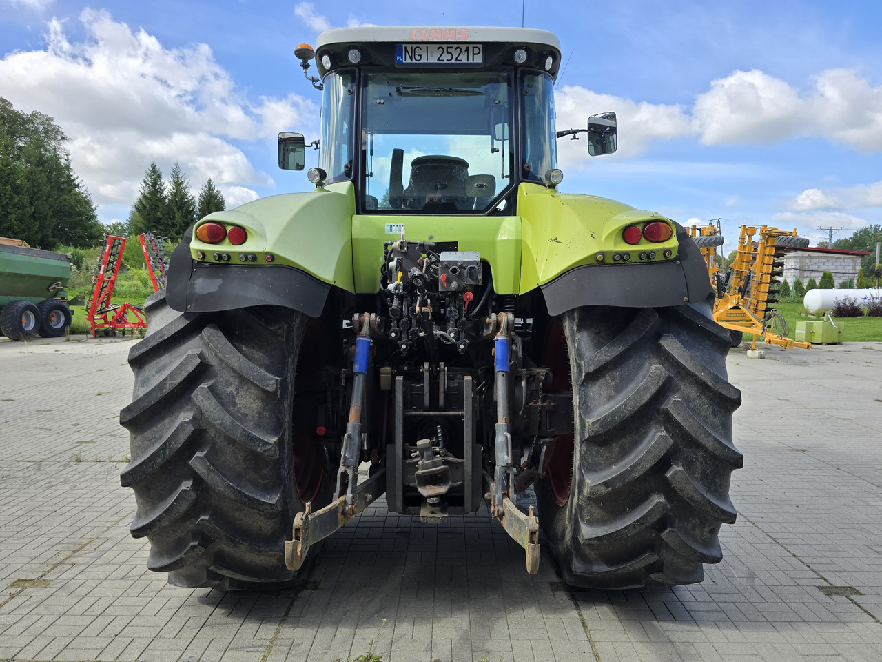 CLAAS AXION 850 - Trator: foto 5 CLAAS AXION 850 - Trator: foto 5
