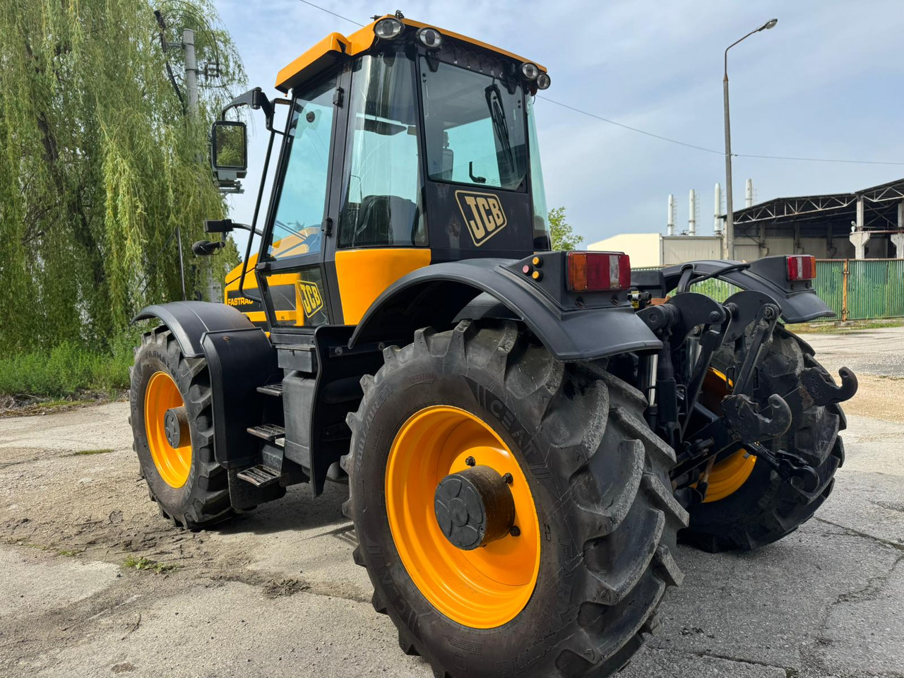 JCB FASTRAC 2140 - Trator: foto 4 JCB FASTRAC 2140 - Trator: foto 4