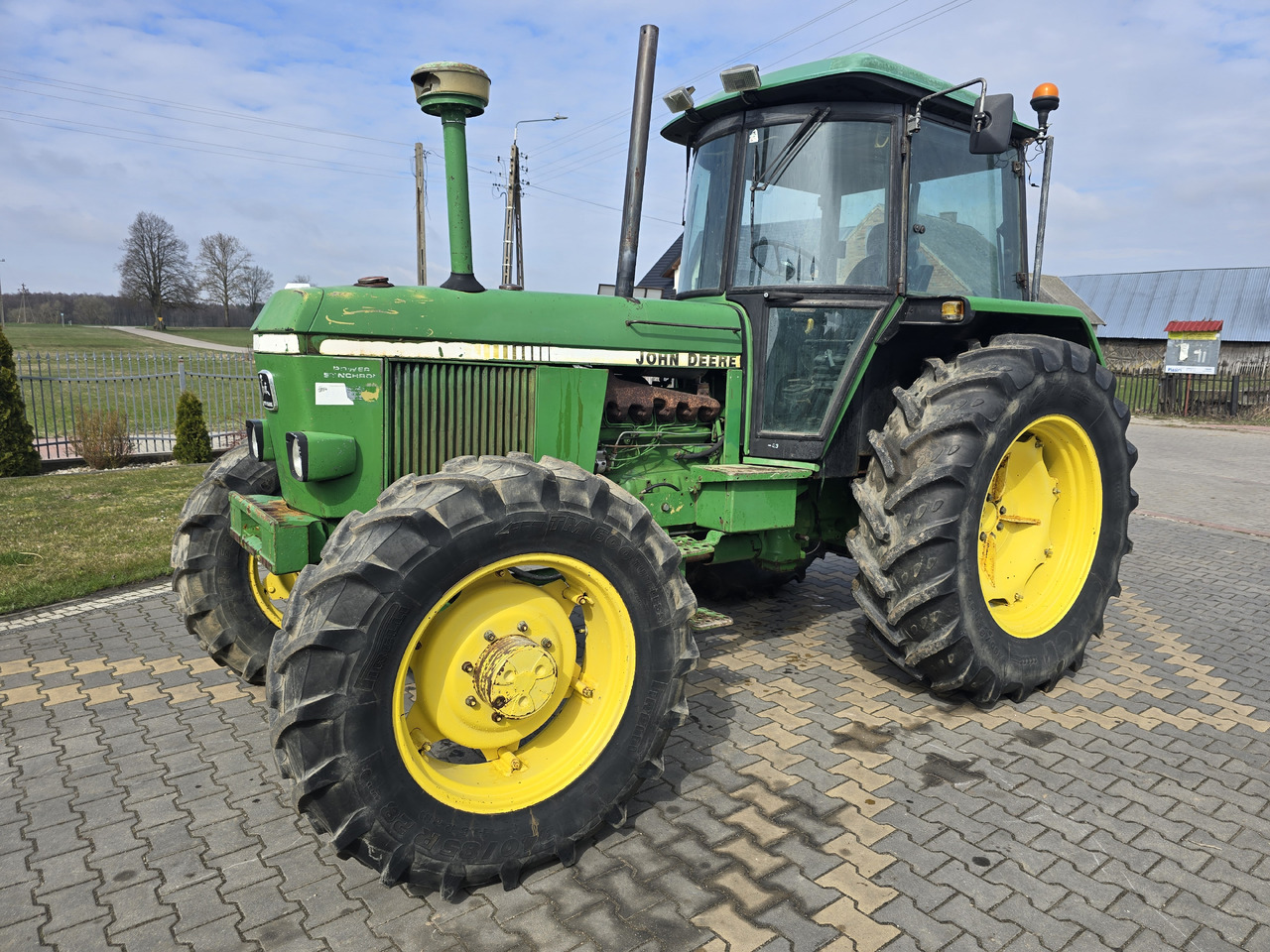 JOHN DEERE 3140 - Trator: foto 1 JOHN DEERE 3140 - Trator: foto 1