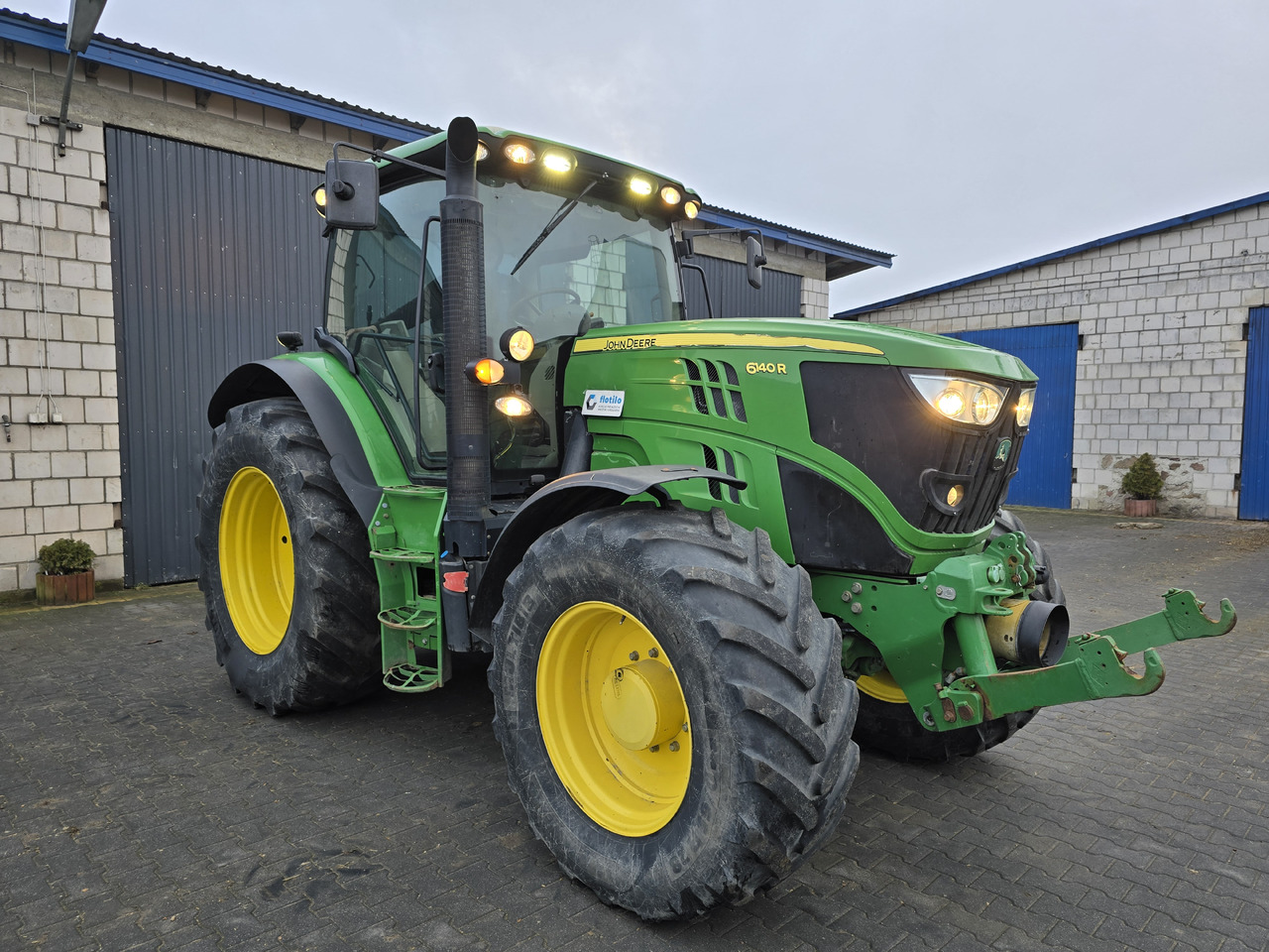 Trator JOHN DEERE 6140R: foto 1