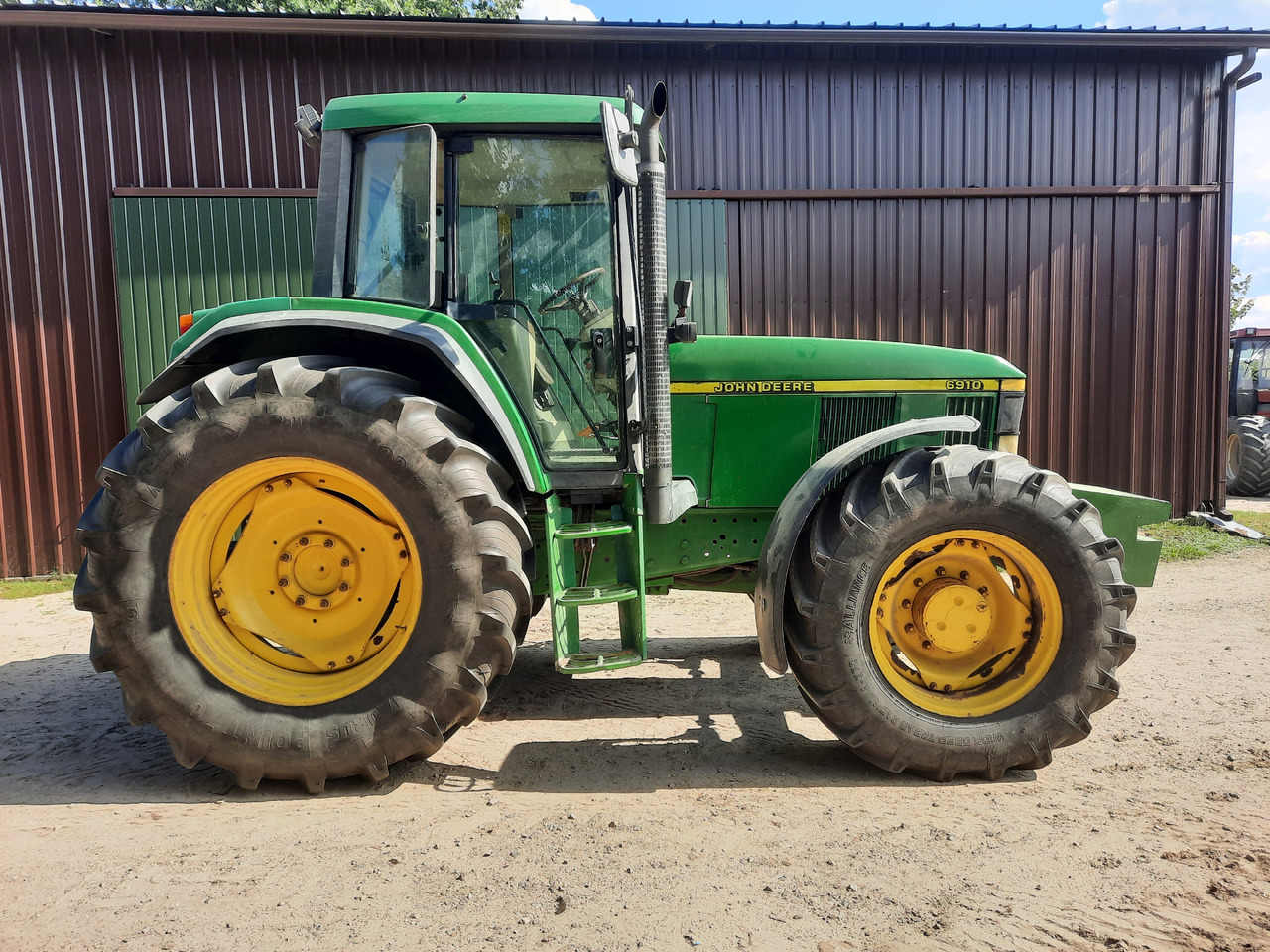 JOHN DEERE 6910 - Trator: foto 4 JOHN DEERE 6910 - Trator: foto 4