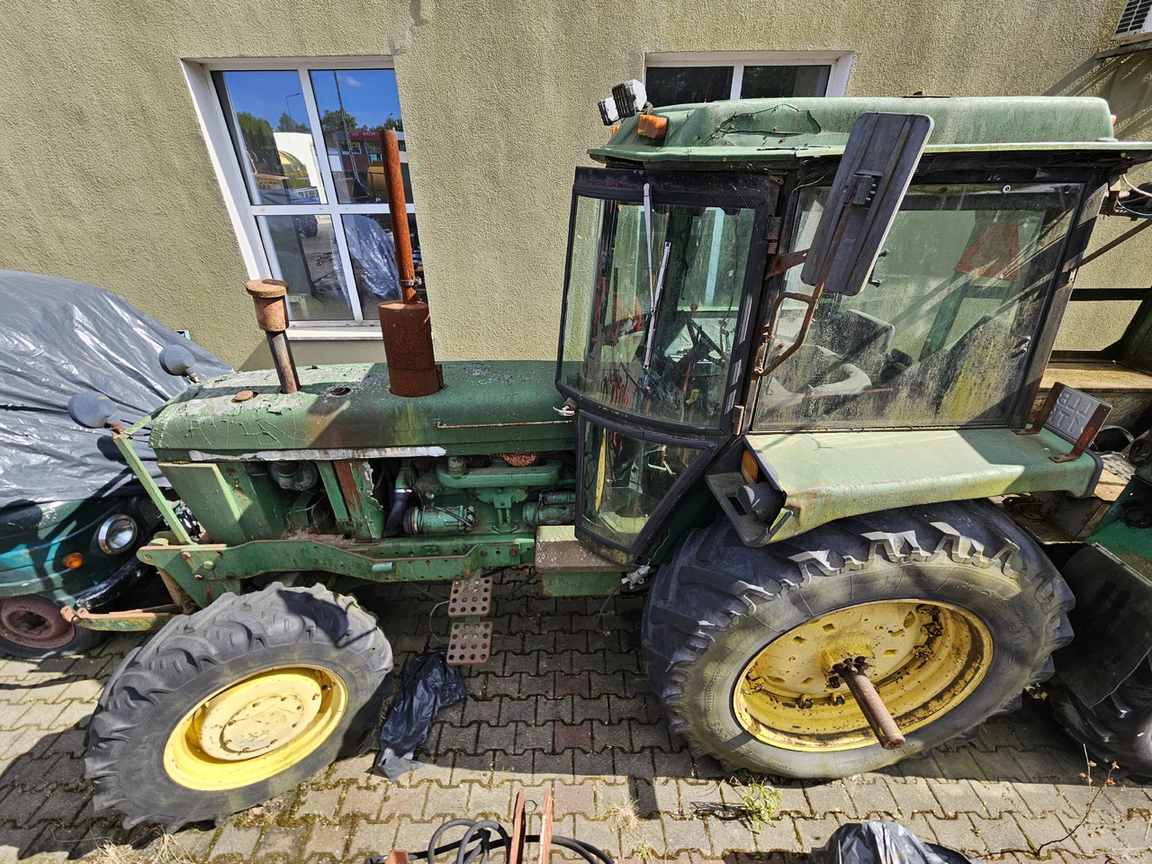Trator John Deere 4230: foto 1