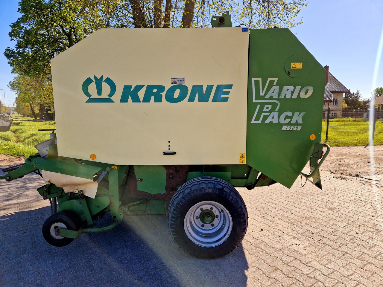 Enfardadeira de fardos redondos KRONE Vario Pack 1500: foto 1