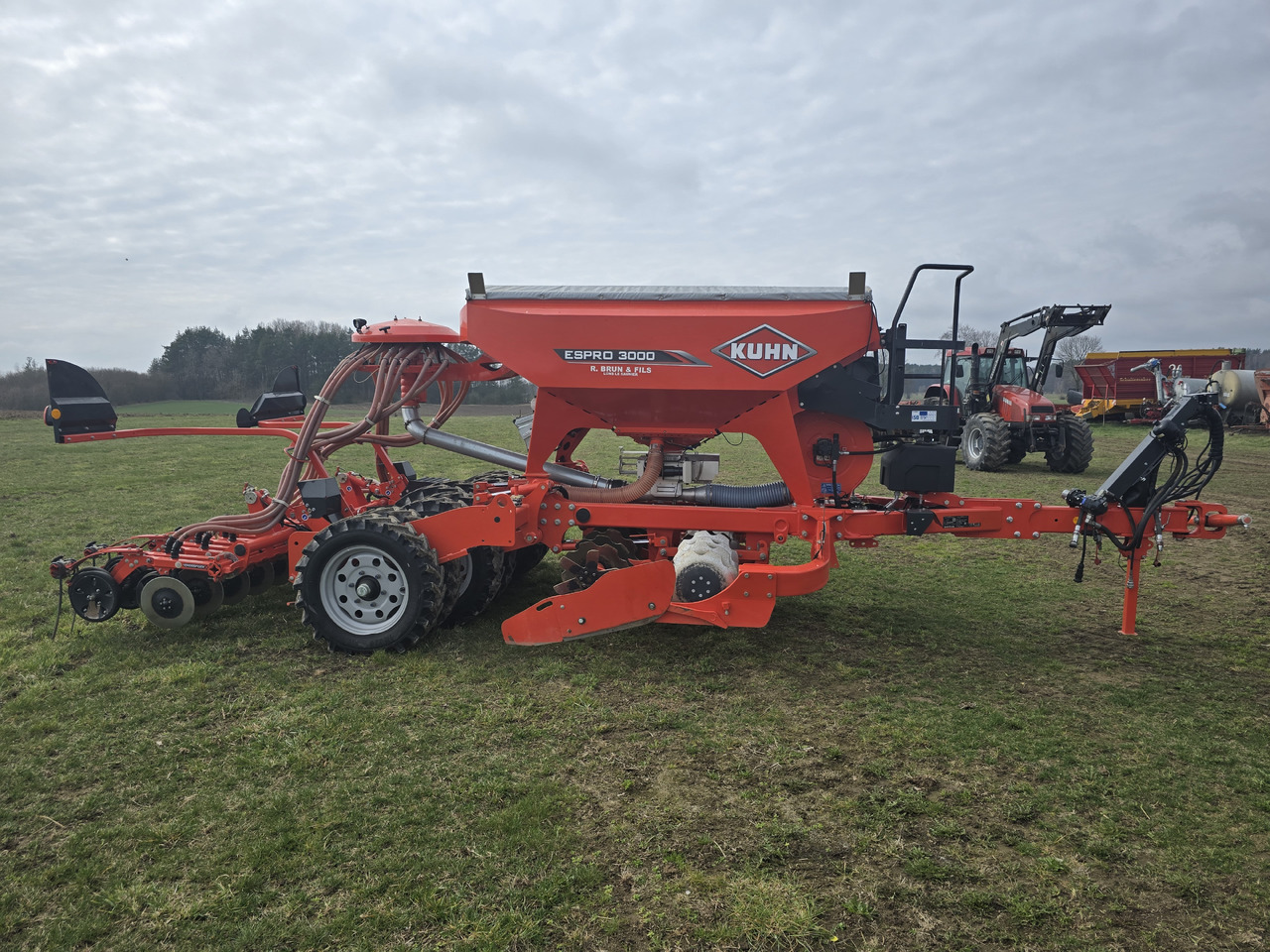 KUHN ESPRO 3000 - Semeadora combinada: foto 3 KUHN ESPRO 3000 - Semeadora combinada: foto 3