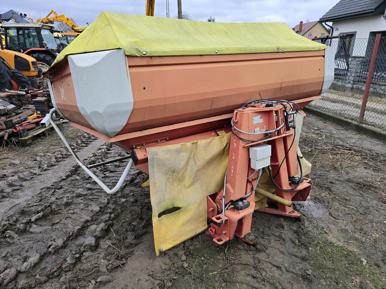 LELY Centerliner SX 2500 - Distribuidor de fertilizantes: foto 1 LELY Centerliner SX 2500 - Distribuidor de fertilizantes: foto 1