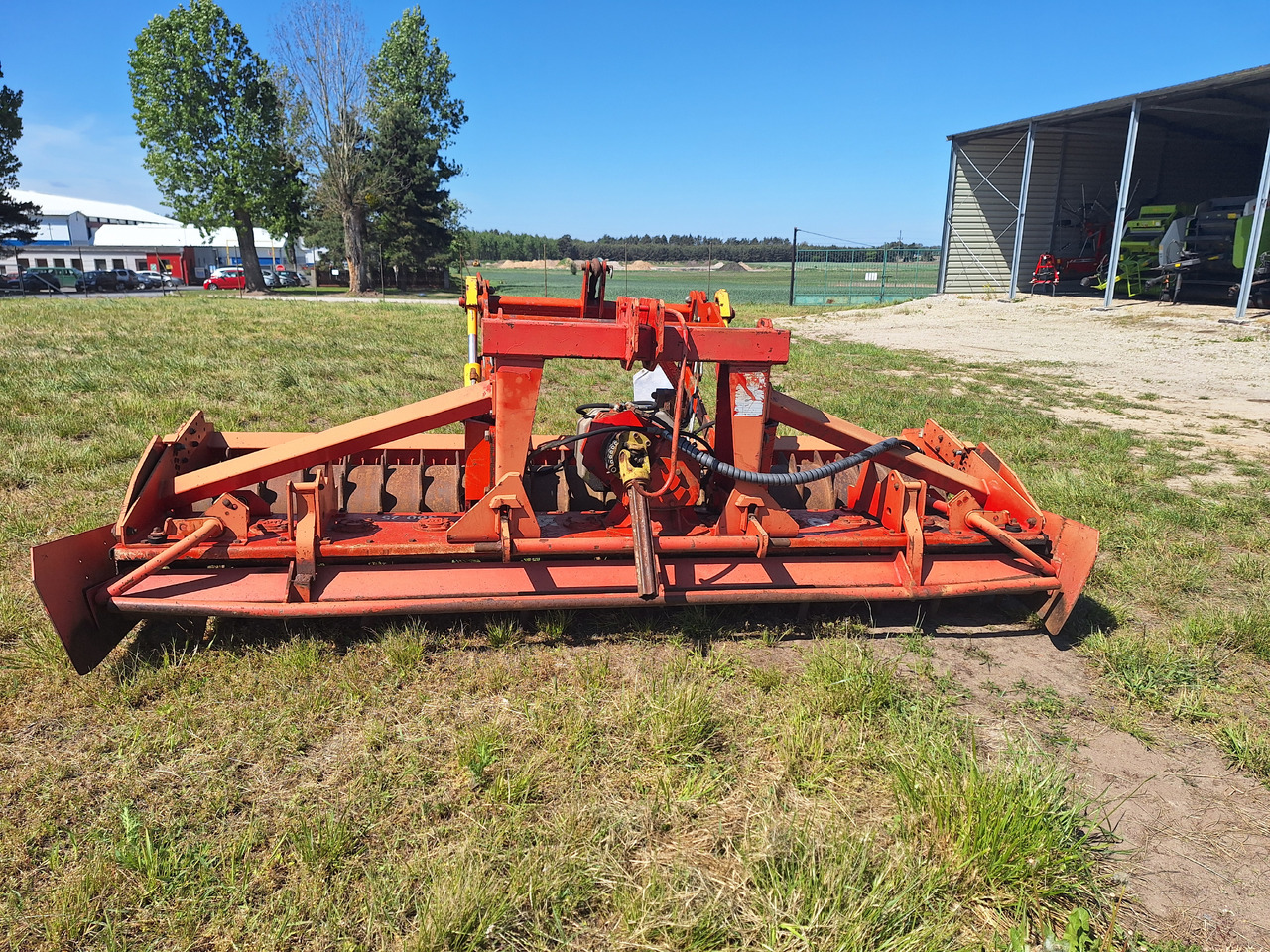 LELY FRANCE AH523 - Grade: foto 1 LELY FRANCE AH523 - Grade: foto 1