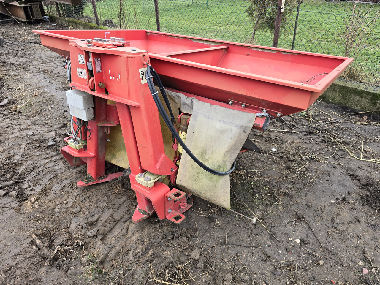 Lely - Distribuidor de fertilizantes: foto 2 Lely - Distribuidor de fertilizantes: foto 2