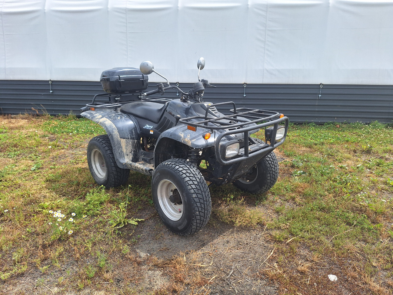 Linhai - Automóvel: foto 4 Linhai - Automóvel: foto 4