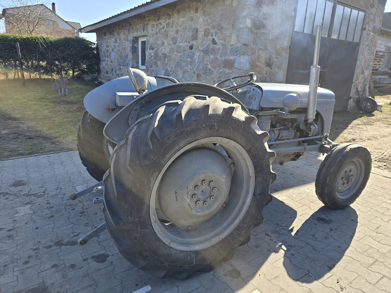 MASSEY-HARRIS-FERGUSON TEF 20 - Trator: foto 4 MASSEY-HARRIS-FERGUSON TEF 20 - Trator: foto 4
