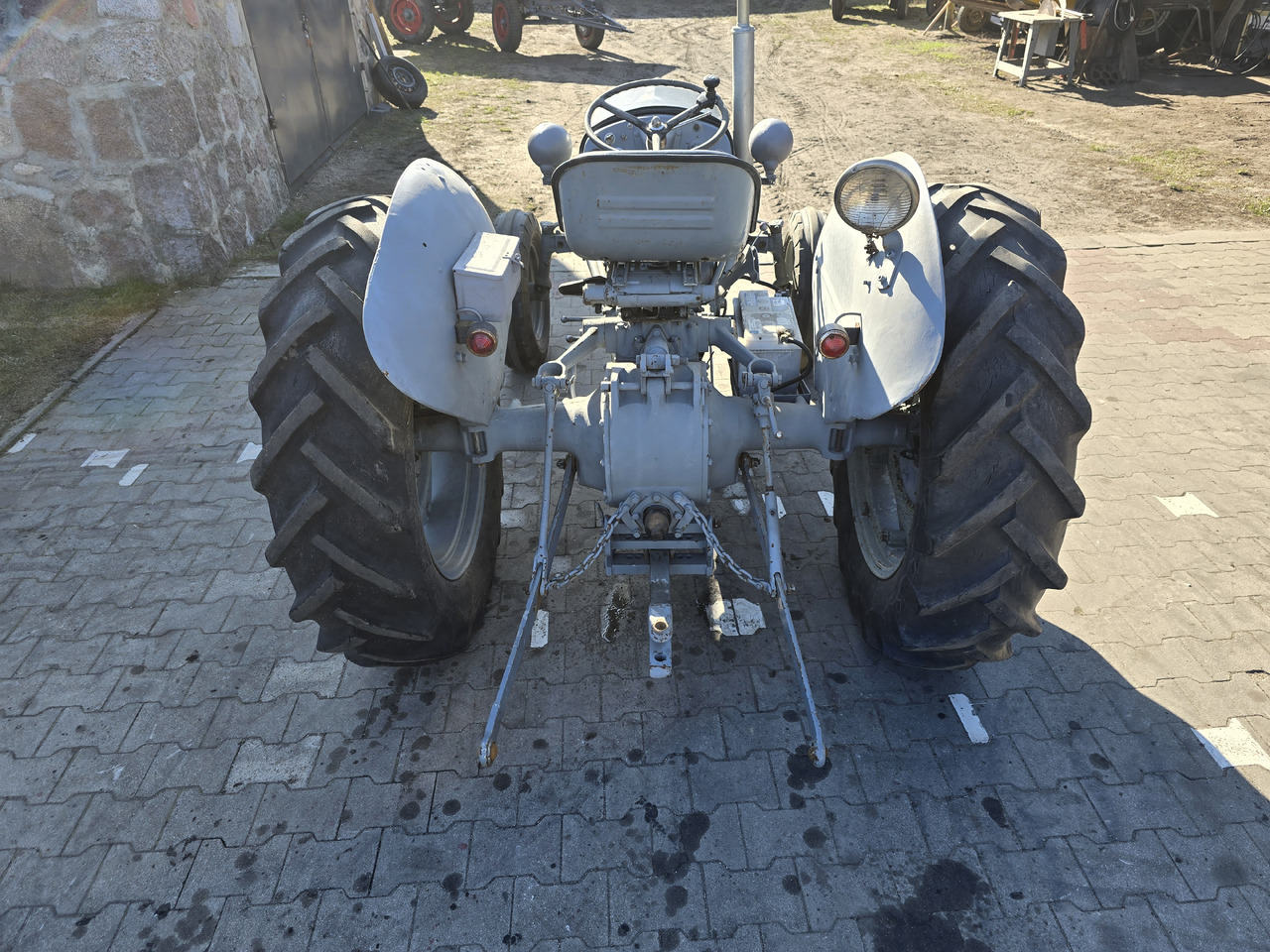 MASSEY-HARRIS-FERGUSON TEF 20 - Trator: foto 5 MASSEY-HARRIS-FERGUSON TEF 20 - Trator: foto 5