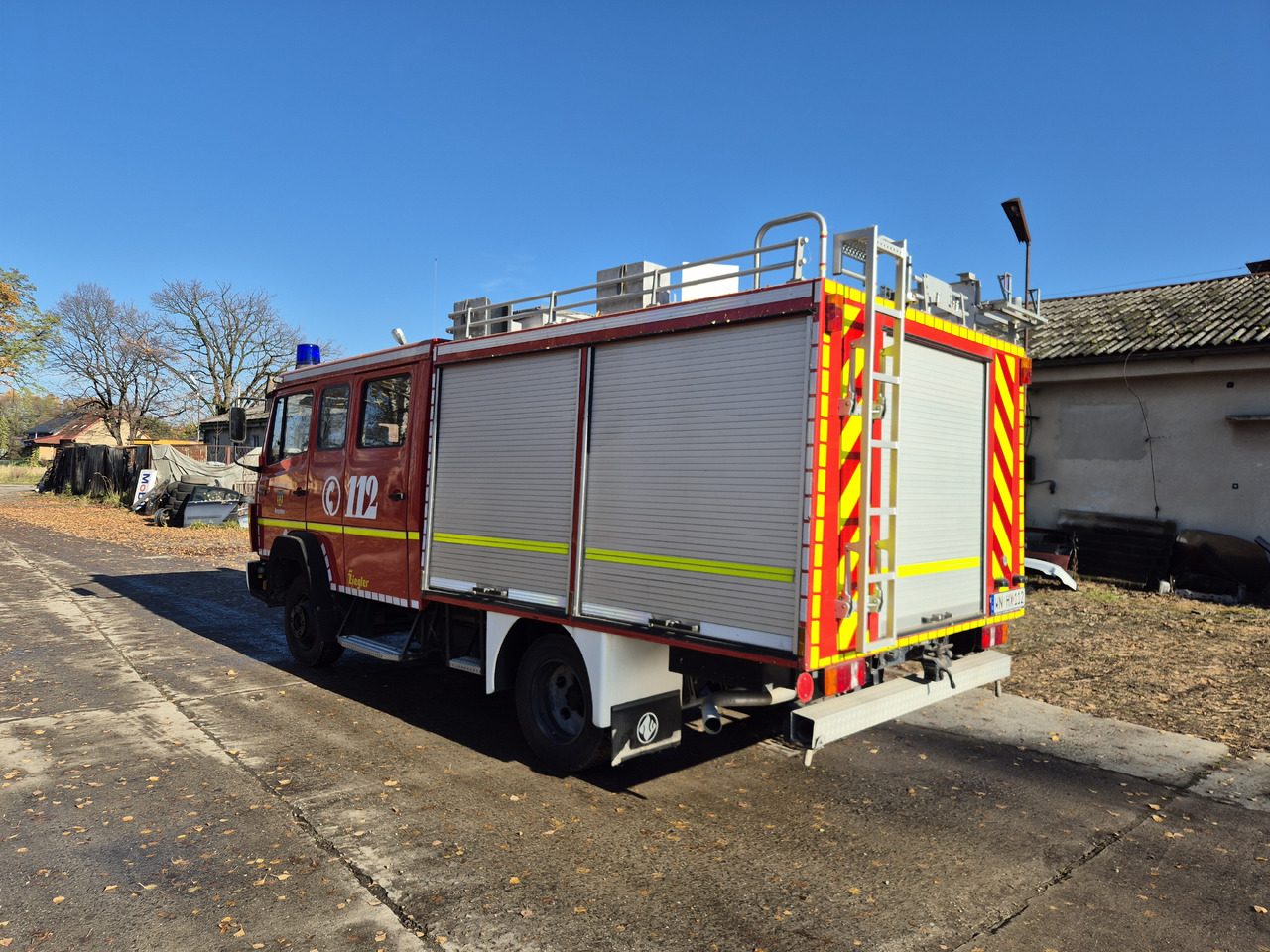 MERCEDES-BENZ 814F LF 8/6 - Carro de bombeiro: foto 4 MERCEDES-BENZ 814F LF 8/6 - Carro de bombeiro: foto 4