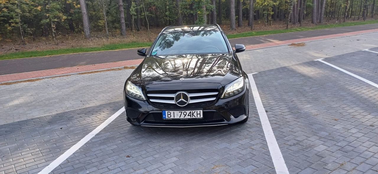 MERCEDES-BENZ C 200 D (W205) - Automóvel: foto 2 MERCEDES-BENZ C 200 D (W205) - Automóvel: foto 2