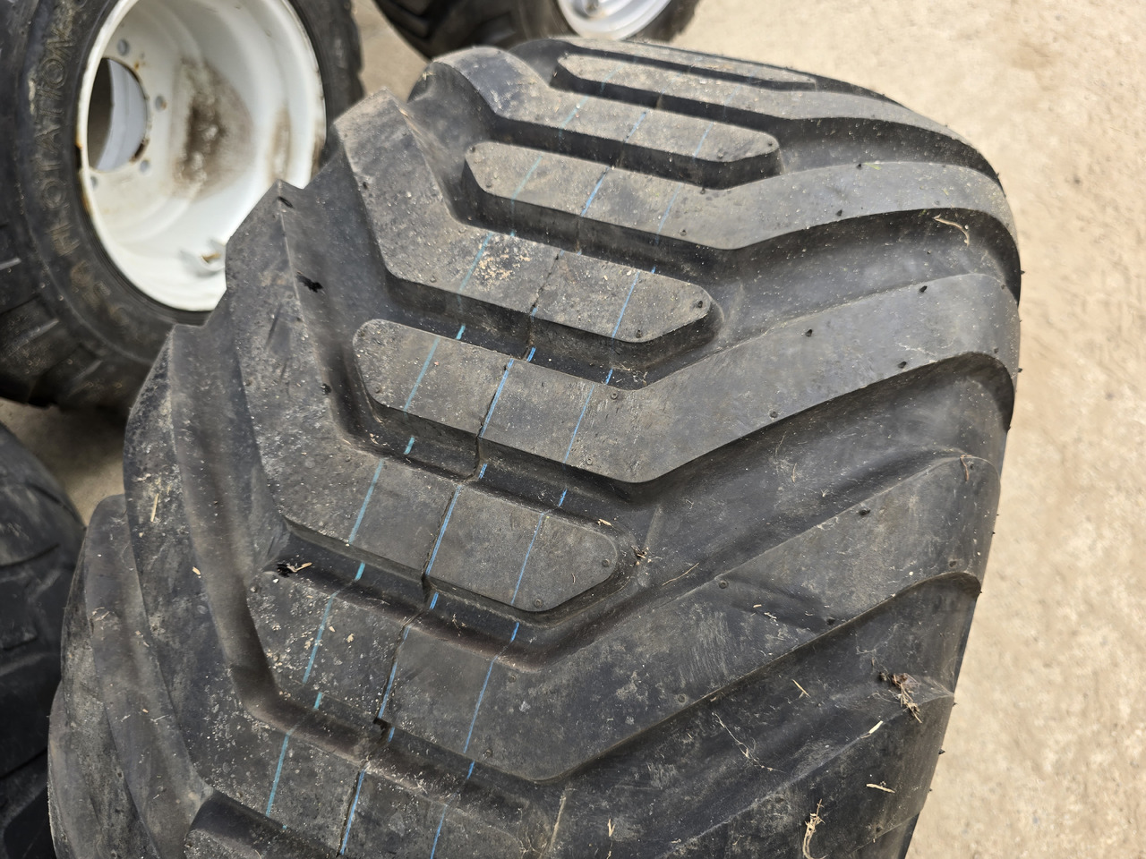 STARCO 480/45-17 - Roda completa por Máquina agrícola: foto 4 STARCO 480/45-17 - Roda completa por Máquina agrícola: foto 4